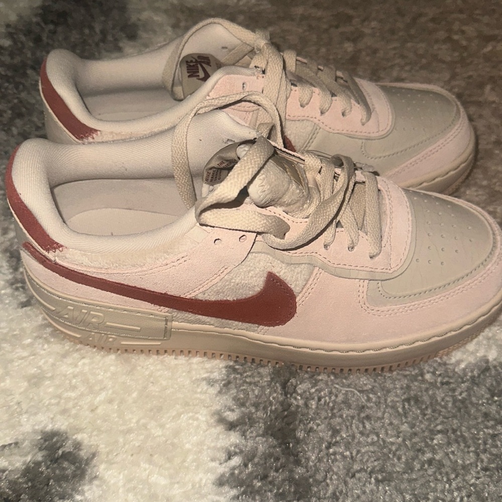 NWOT -NO BOX Women’s Air Force 1 Size 7.5